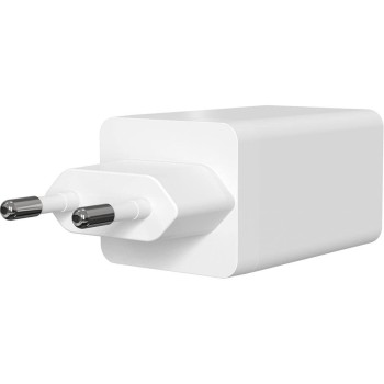 Abzweigstecker 1xT13, with 2 USB C 1 USB A, 5V, 3A, 67W, white Abzweigstecker 1xT13, with 2 USB C 1 USB A, 5V, 3A, 67W, white